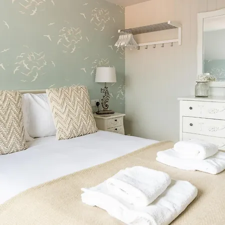 Paradise بيت للعطل