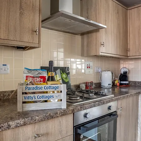 Paradise بيت للعطل